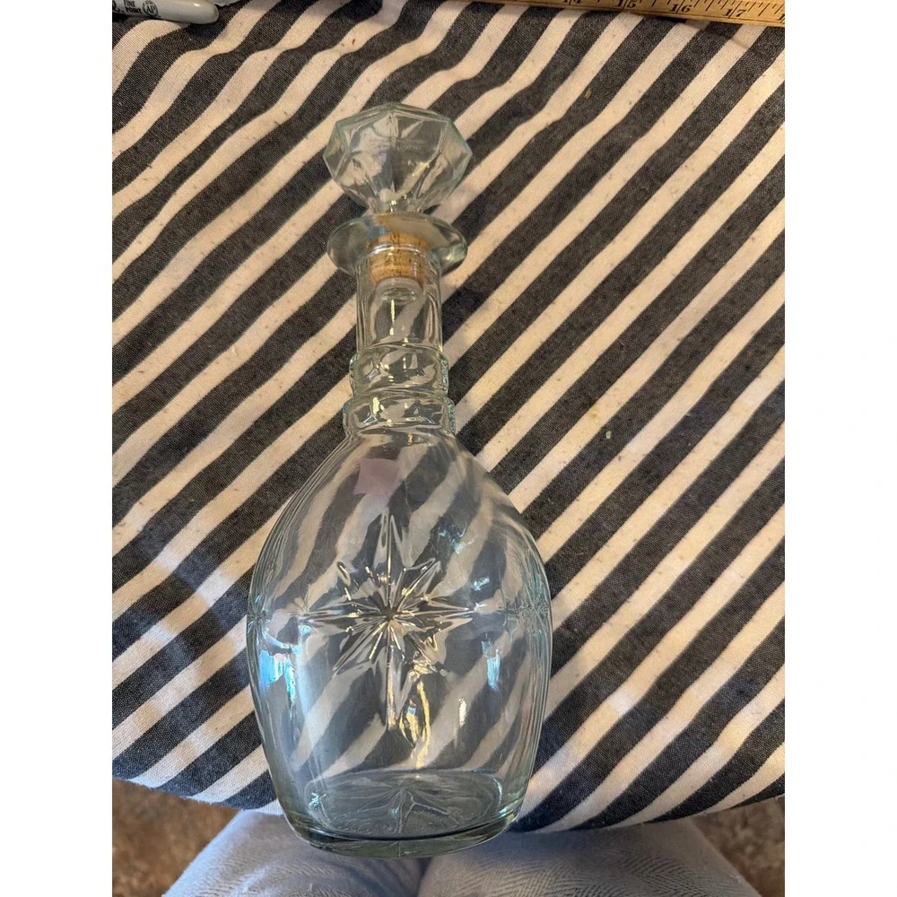 Vintage Clear Glass Starburst Liquor Decanter with Faceted Stopper 12.5 Inch